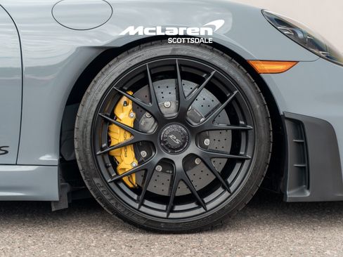 Used 2025 Porsche 718 Cayman GT4 RS w/ Weissach Package RWD image 45