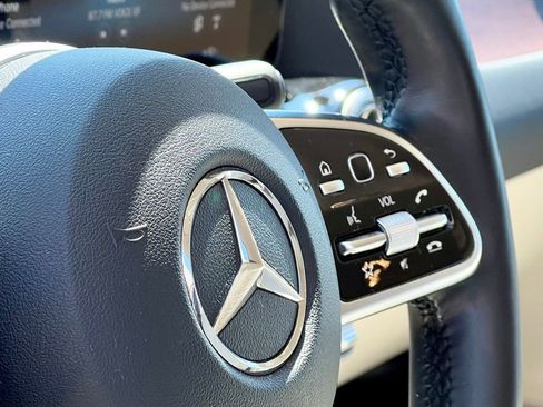 Certified 2023 Mercedes-Benz GLA 250 4MATIC image 28