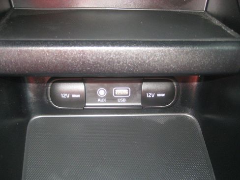 Used 2021 Kia Forte LXS FWD image 17