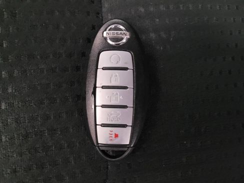 Used 2014 Nissan Altima 2.5 SV w/ Convenience Package image 32