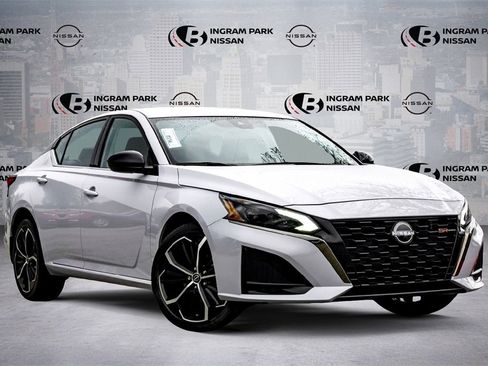 Used 2025 Nissan Altima 2.5 SR image 1