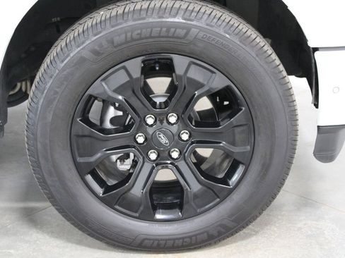 Certified 2023 Ford F150 Platinum w/ Equipment Group 701A High AWD/4WD image 17