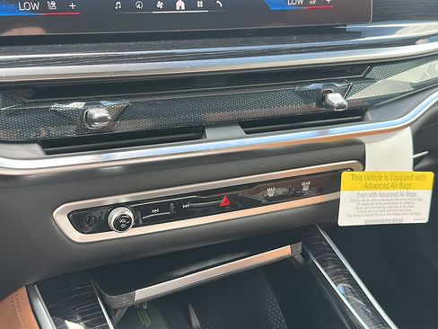 New 2026 BMW X5 xDrive40i w/ M Sport Package image 24