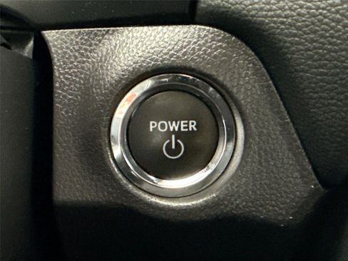 Certified 2025 Toyota RAV4 XLE AWD/4WD image 20