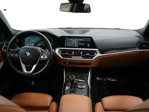 Used 2020 BMW 330i xDrive Sedan w/ Convenience Package AWD/4WD image 13