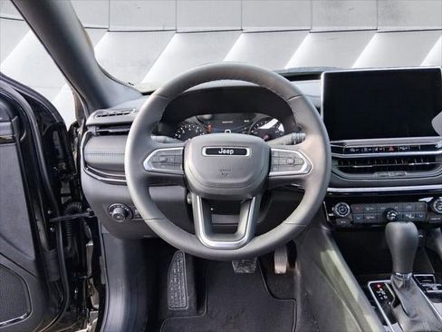 New 2026 Jeep Compass Limited image 29