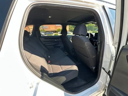 Used 2023 Honda CR-V Sport image 17