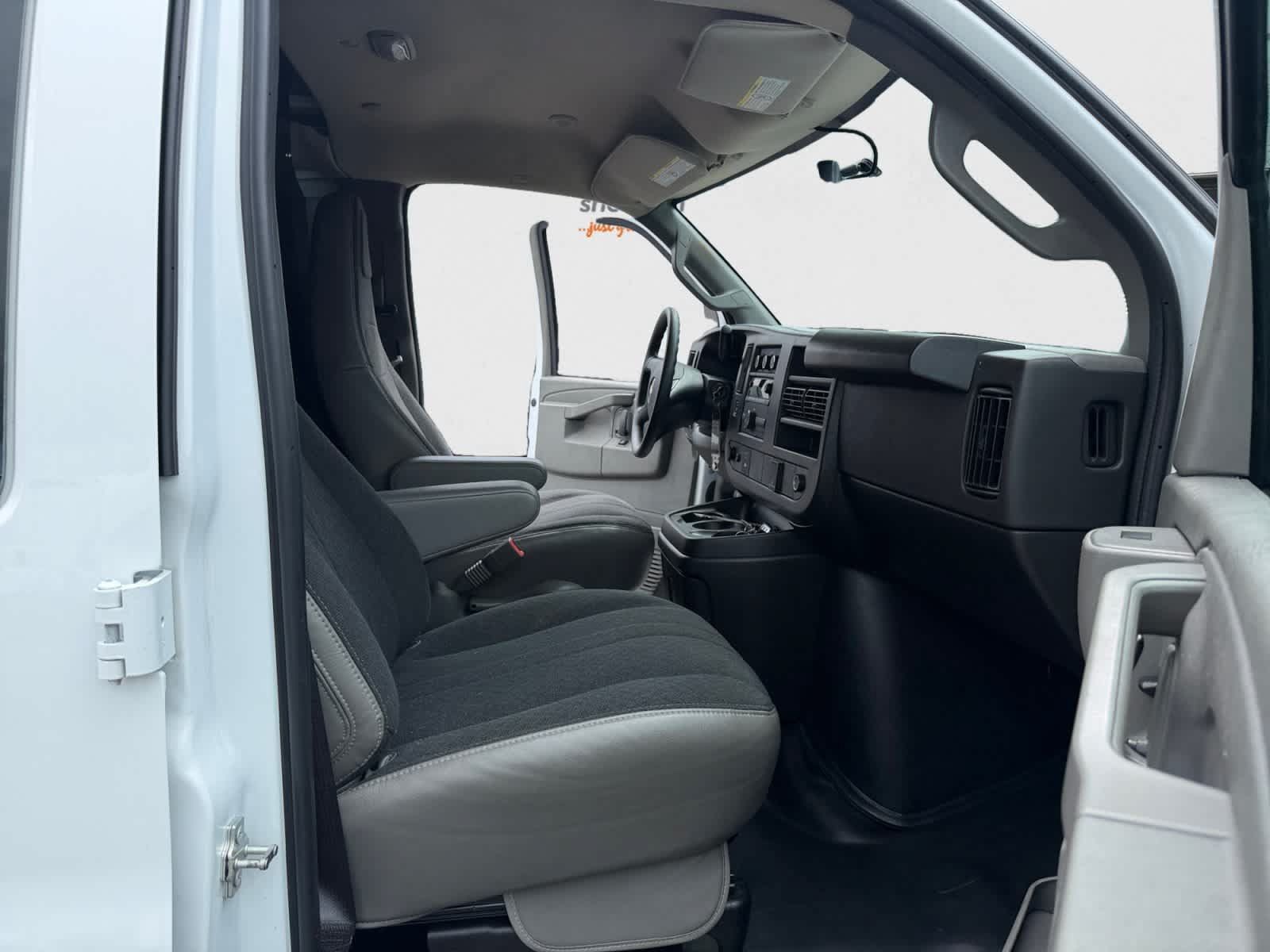 Used 2025 Chevrolet Express 2500 w/ Driver Convenience Package RWD image 21