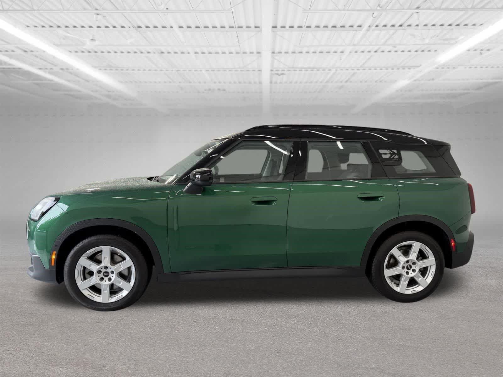 Used 2025 MINI Cooper Countryman S AWD/4WD image 2
