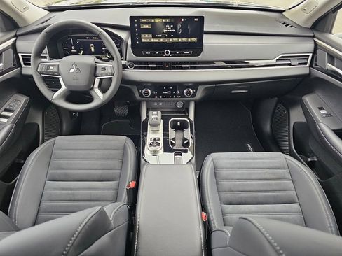 New 2026 Mitsubishi Outlander SE AWD/4WD image 15