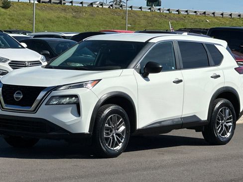 Used 2021 Nissan Rogue S AWD/4WD image 7