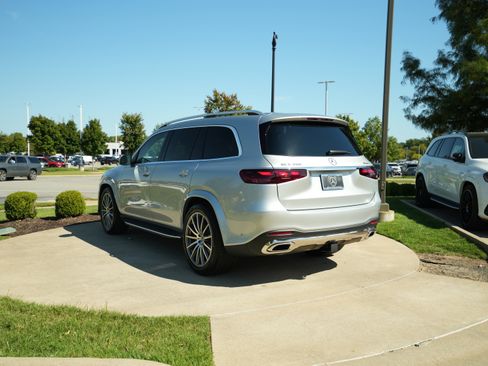 New 2026 Mercedes-Benz GLS 450 4MATIC image 5