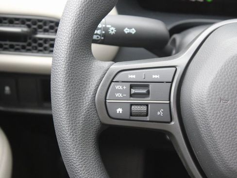 New 2026 Honda HR-V LX image 25