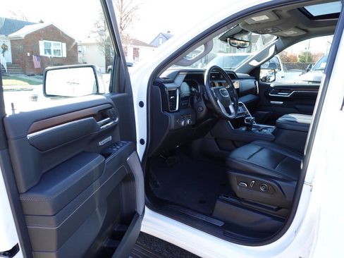 Used 2024 GMC Sierra 1500 Denali w/ Denali Reserve Package image 12