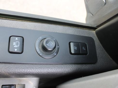 Used 2015 Ford F350 Lariat w/ Lariat Ultimate Package AWD/4WD image 34