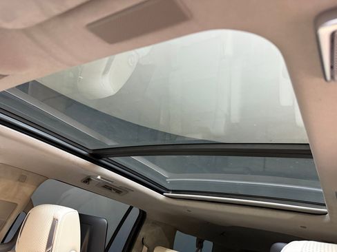 New 2026 Cadillac Escalade ESV Platinum Sport w/ LPO, ONYX Package image 14