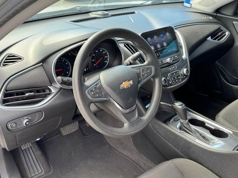 Used 2020 Chevrolet Malibu LT FWD image 23
