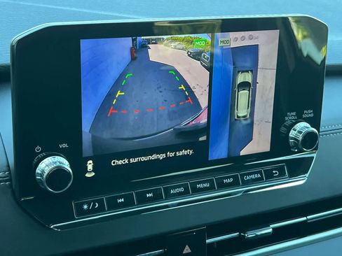 New 2026 Nissan Rogue Platinum image 26