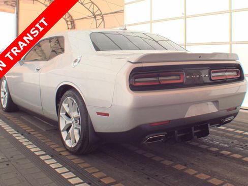 Used 2022 Dodge Challenger GT RWD image 4