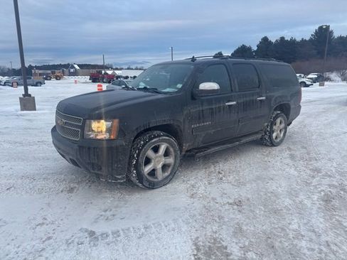 Used 2013 Chevrolet Suburban LS w/ All-Star Edition image 6