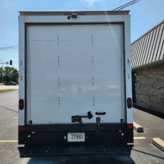 Used 2022 Ford Transit 350 DRW RWD image 6