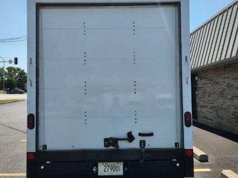 Used 2022 Ford Transit 350 DRW RWD image 6