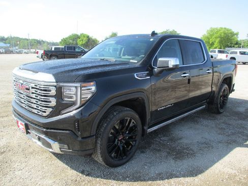 New 2026 GMC Sierra 1500 Denali w/ Denali Reserve Package AWD/4WD image 10