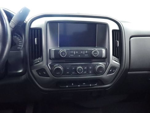 Used 2015 Chevrolet Silverado 1500 LTZ AWD/4WD image 22