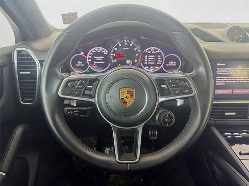 Used 2023 Porsche Cayenne S AWD/4WD image 12