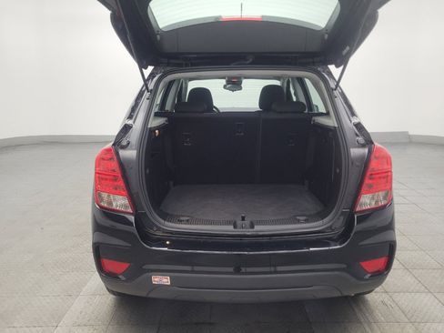 Used 2020 Chevrolet Trax LS FWD image 29