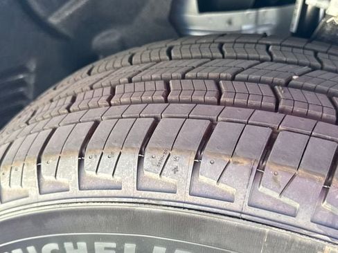 New 2025 Jeep Grand Cherokee Laredo X image 27