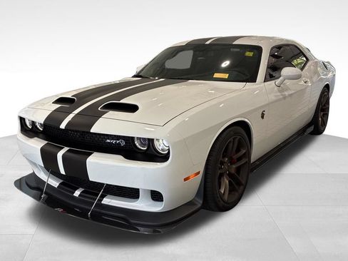 Used 2019 Dodge Challenger SRT Hellcat w/ Laguna Leather Package RWD image 2
