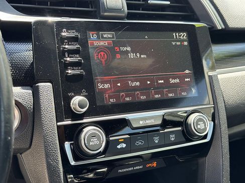 Used 2020 Honda Civic Sport image 6