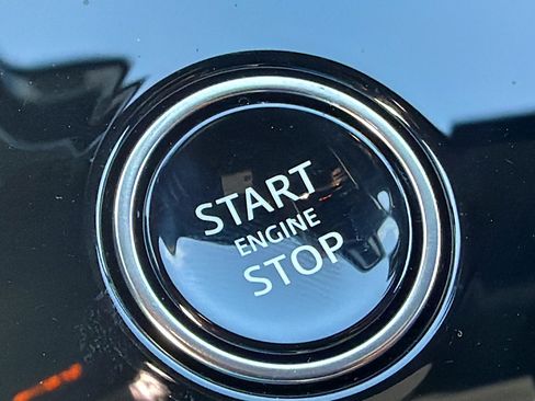 New 2026 Land Rover Range Rover Sport Dynamic SE image 37