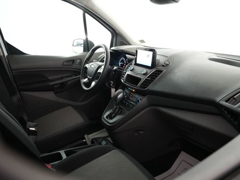 Used 2021 Ford Transit Connect XL image 40