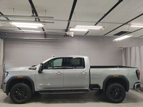 New 2026 GMC Sierra 2500 AT4 w/ Technology Package image 15