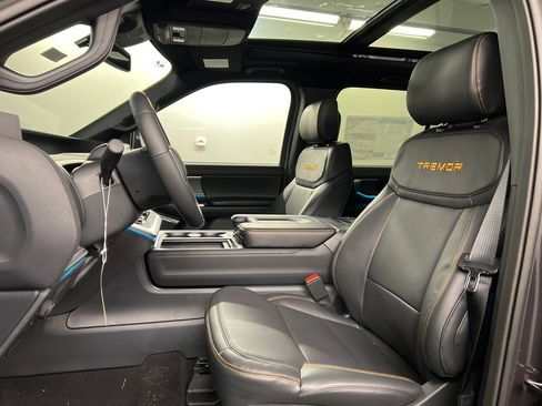 New 2025 Ford Expedition Tremor image 26