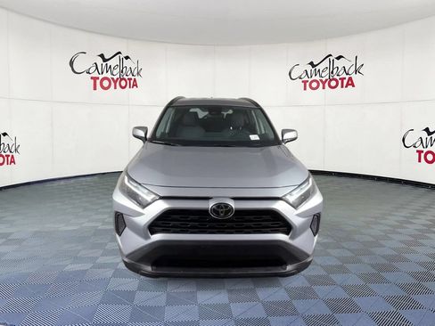 Used 2025 Toyota RAV4 XLE FWD image 5