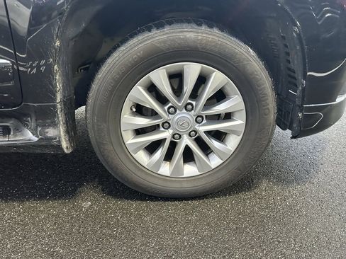 Used 2018 Lexus GX 460 460 image 26