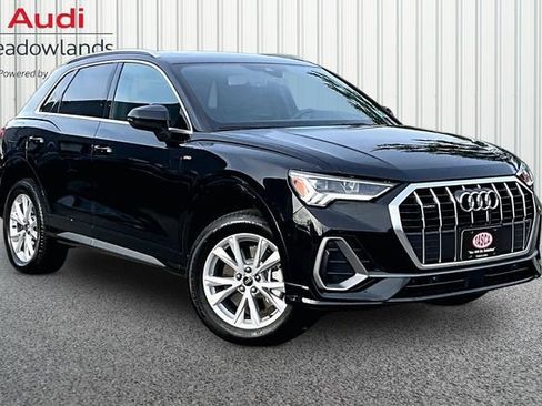 Used 2025 Audi Q3 2.0T Premium w/ Convenience Package AWD/4WD image 3