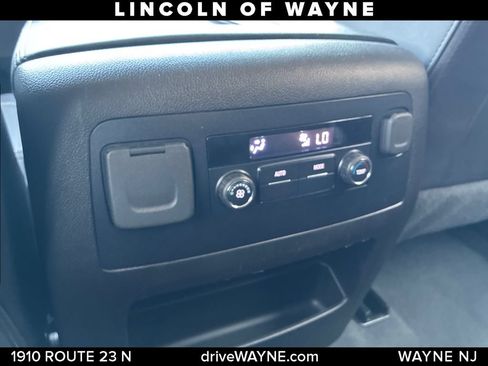 Used 2019 Chevrolet Tahoe LT AWD/4WD image 22