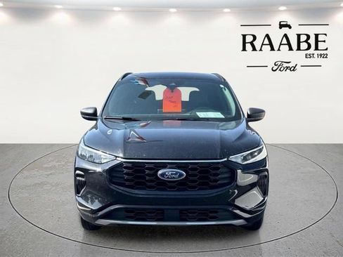 Used 2023 Ford Escape ST-Line w/ Tech Pack #1 AWD/4WD image 8
