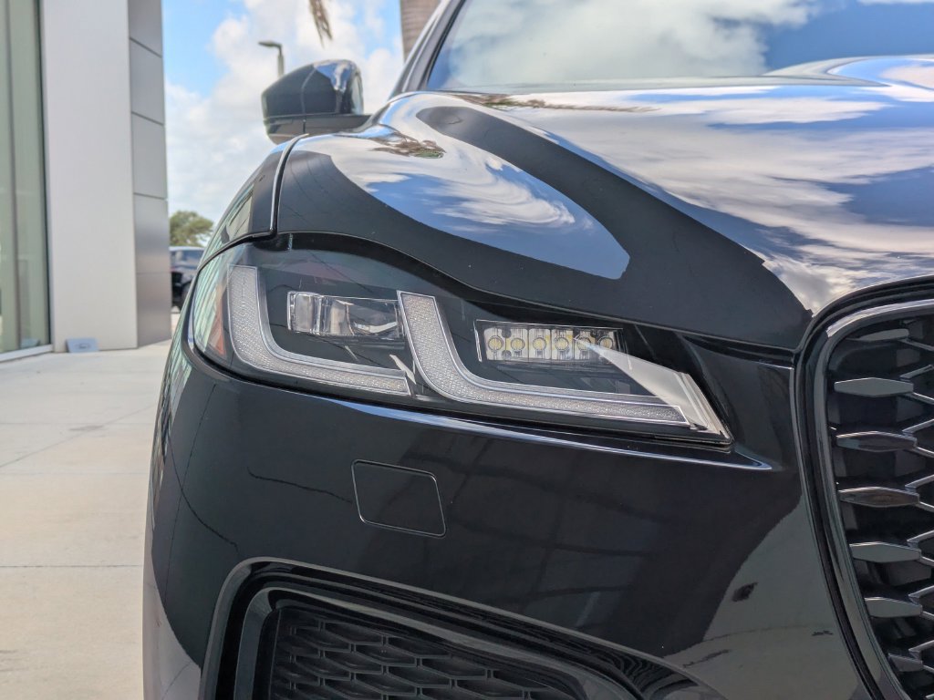 New 2026 Jaguar F-PACE R-Dynamic S AWD/4WD image 11