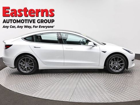 Used 2018 Tesla Model 3 Long Range AWD/4WD image 4