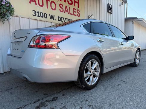 Used 2014 Nissan Altima 2.5 SV FWD image 4
