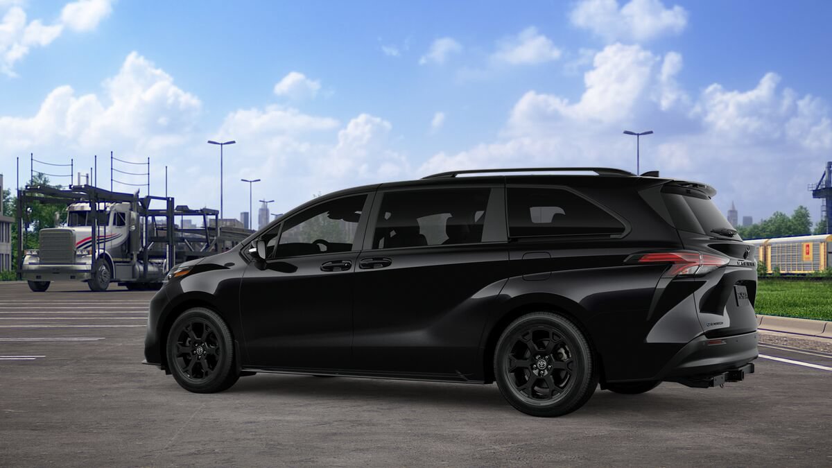 New 2026 Toyota Sienna XLE Woodland Edition AWD/4WD image 5