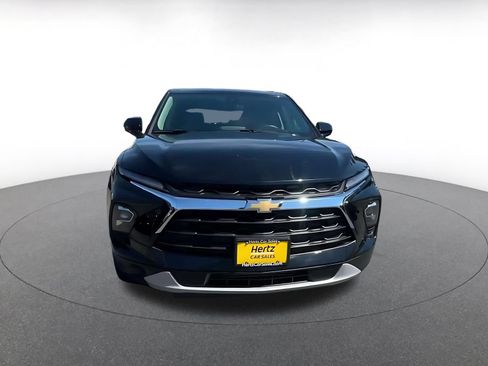 Used 2025 Chevrolet Blazer LT FWD image 4