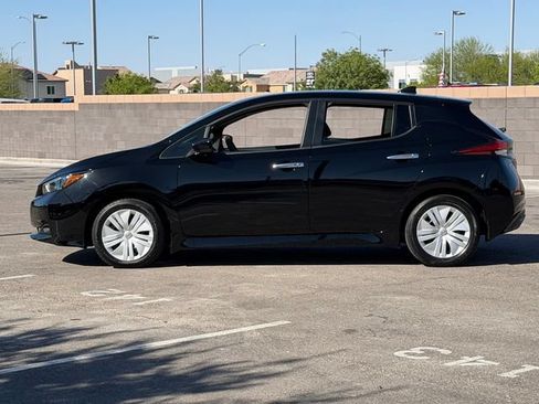 Certified 2025 Nissan Leaf S FWD image 2