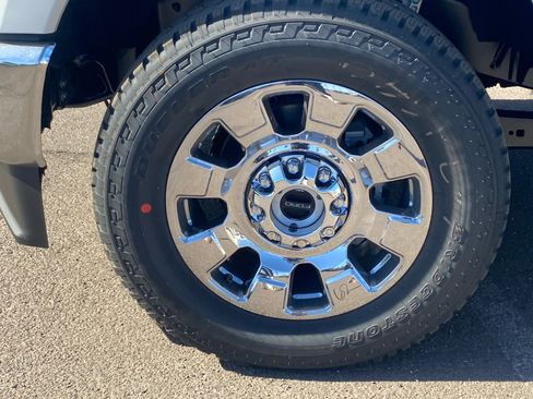 New 2026 Ford F350 Lariat w/ Lariat Premium Package image 24