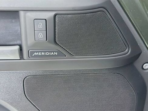 New 2026 Land Rover Defender 110 S AWD/4WD image 19